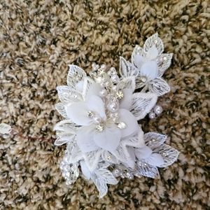 Wedding hair accessory
